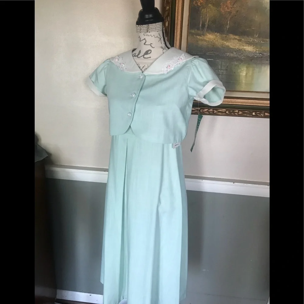 Rare Vintage Sage  2-piece Swiss Rose Collar Dress NWT